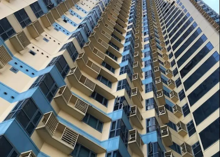 Grand Riviera Condotel Near St Lukes Medical Center * Manila